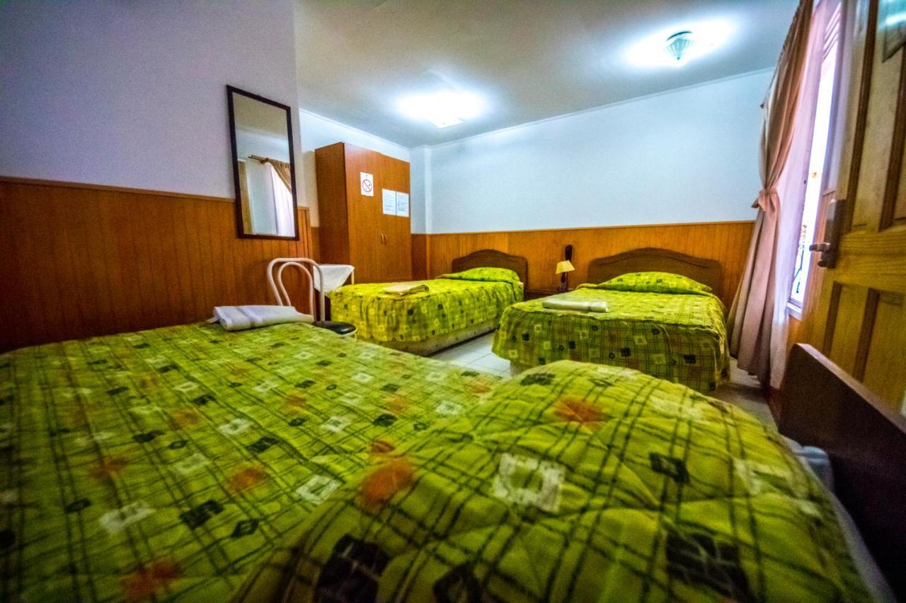 קלדרה Hotel Montecarlo מראה חיצוני תמונה